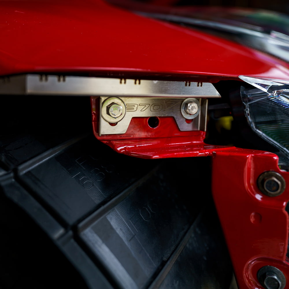 NISSAN 370Z – Complete Front Bumper Lifter & Tabs Set – MAC Lifter Kit