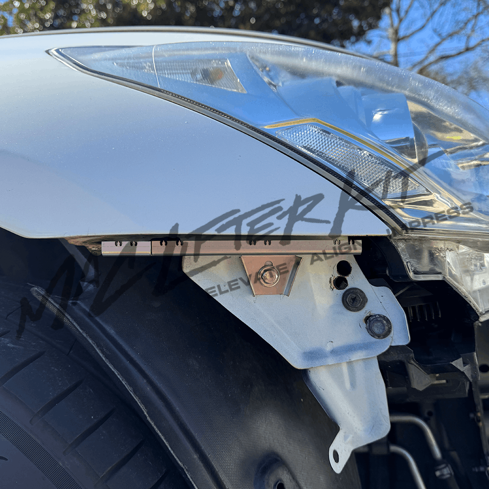 INFINITI G37 Sedan – Front Bumper Lifter Kit Only